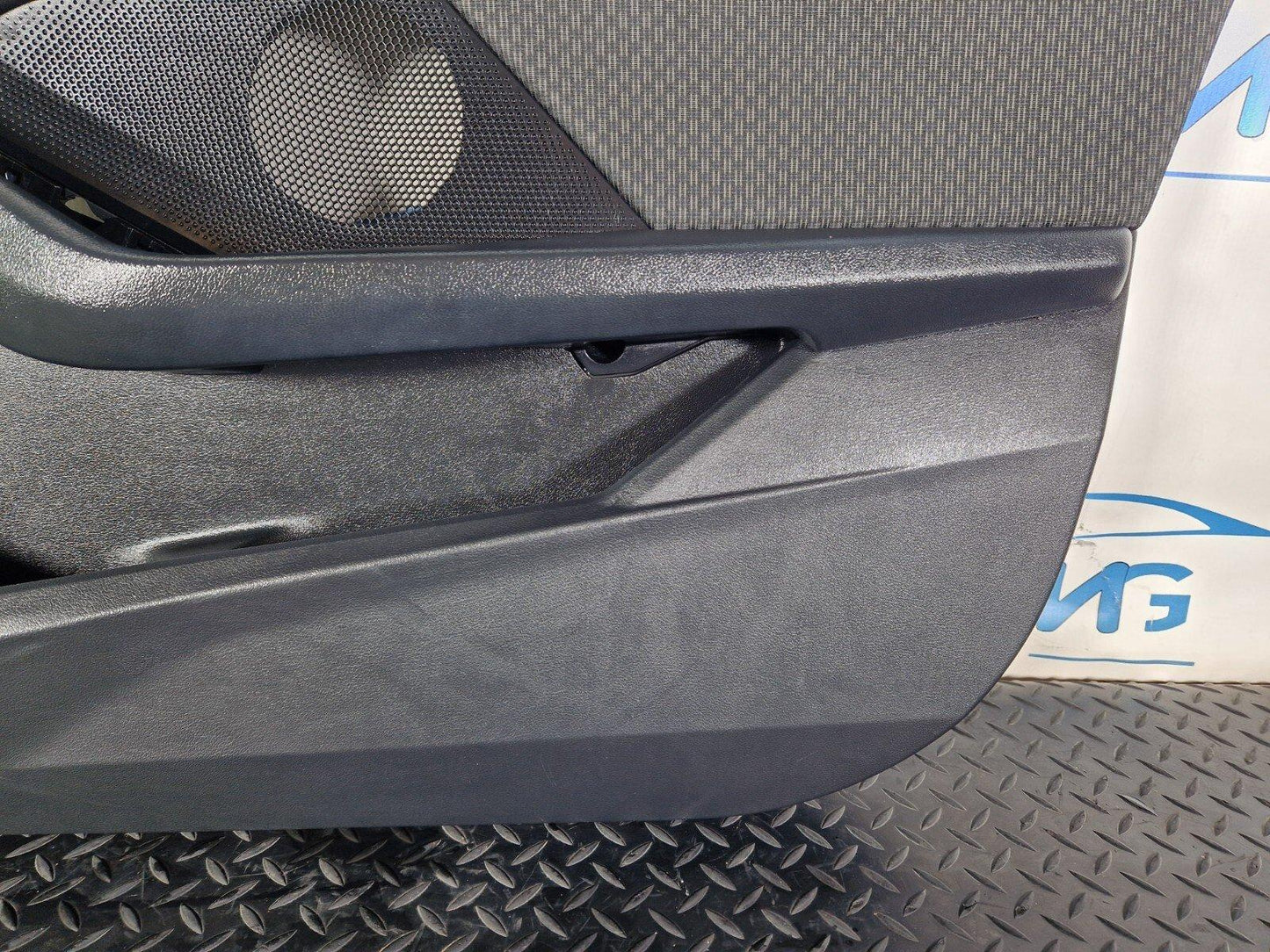 20-24 BMW 1 SERIES F40 FRONT RIGHT DRIVERS SIDE DOOR CARD 9893810