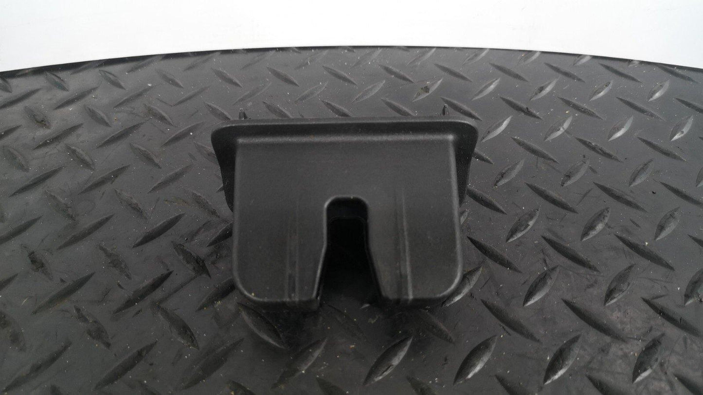 16-19 AUDI A4 B9 S-LINE SALOON GENUINE BOOT TAILGATE LOCK TRIM COVER 8W5827520