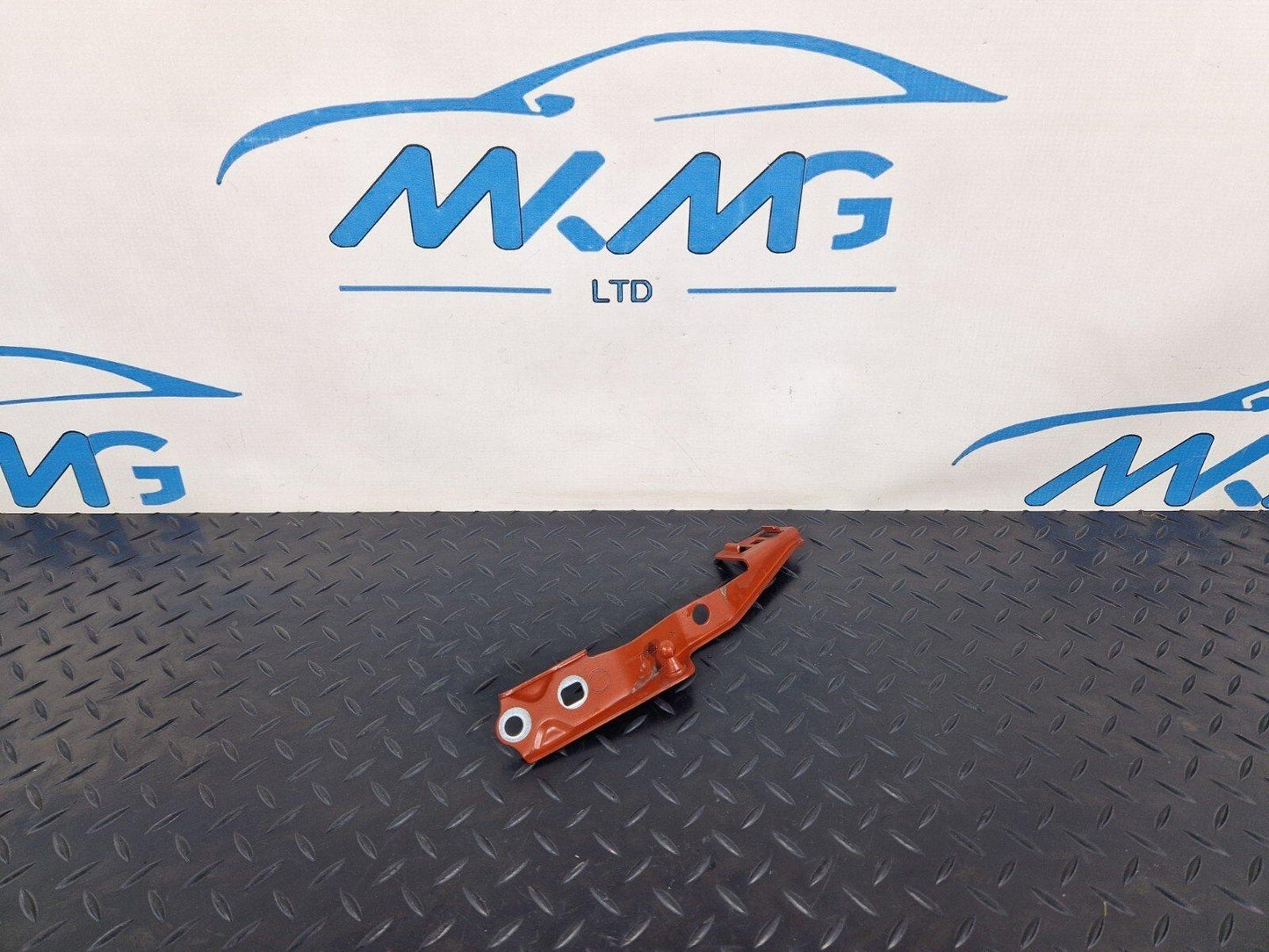 14-21 BMW 2 SERIES GRAN TOURER F45 F46 RIGHT SIDE BONNET STRUT HOLDER 7300532
