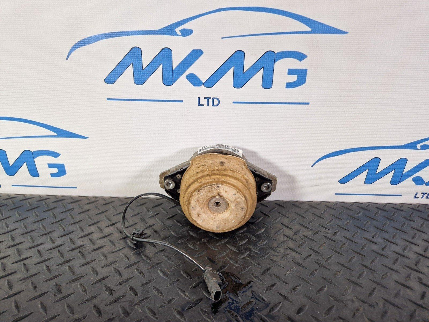 11-19 MERCEDES BENZ ML W166 GENUINE RIGHT ENGINE MOUNT A1662406317