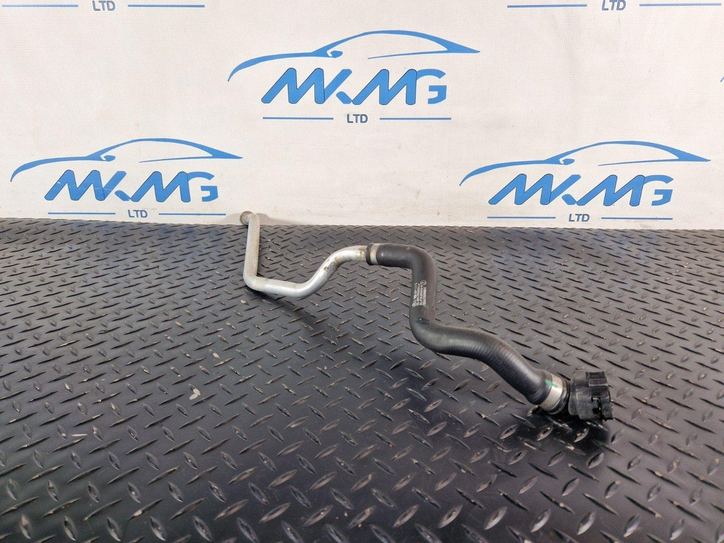 16-19 MERCEDES BENZ GLE W166 GENUINE LOWER RADIATOR COOLANT HOSE A1665009475