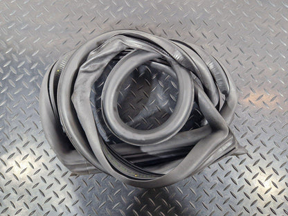 16-23 AUDI A5 F5 SPORTBACK S-LINE REAR RIGHT SIDE RUBBER DOOR SEAL 8W8833708