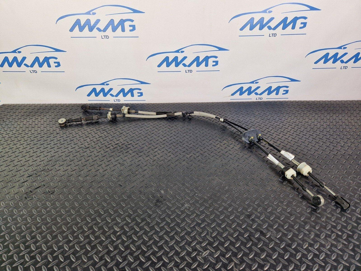 14-20 MERCEDES BENZ GLA 200 X156 GEAR SELECTOR CABLE LINKAGE A1763600373