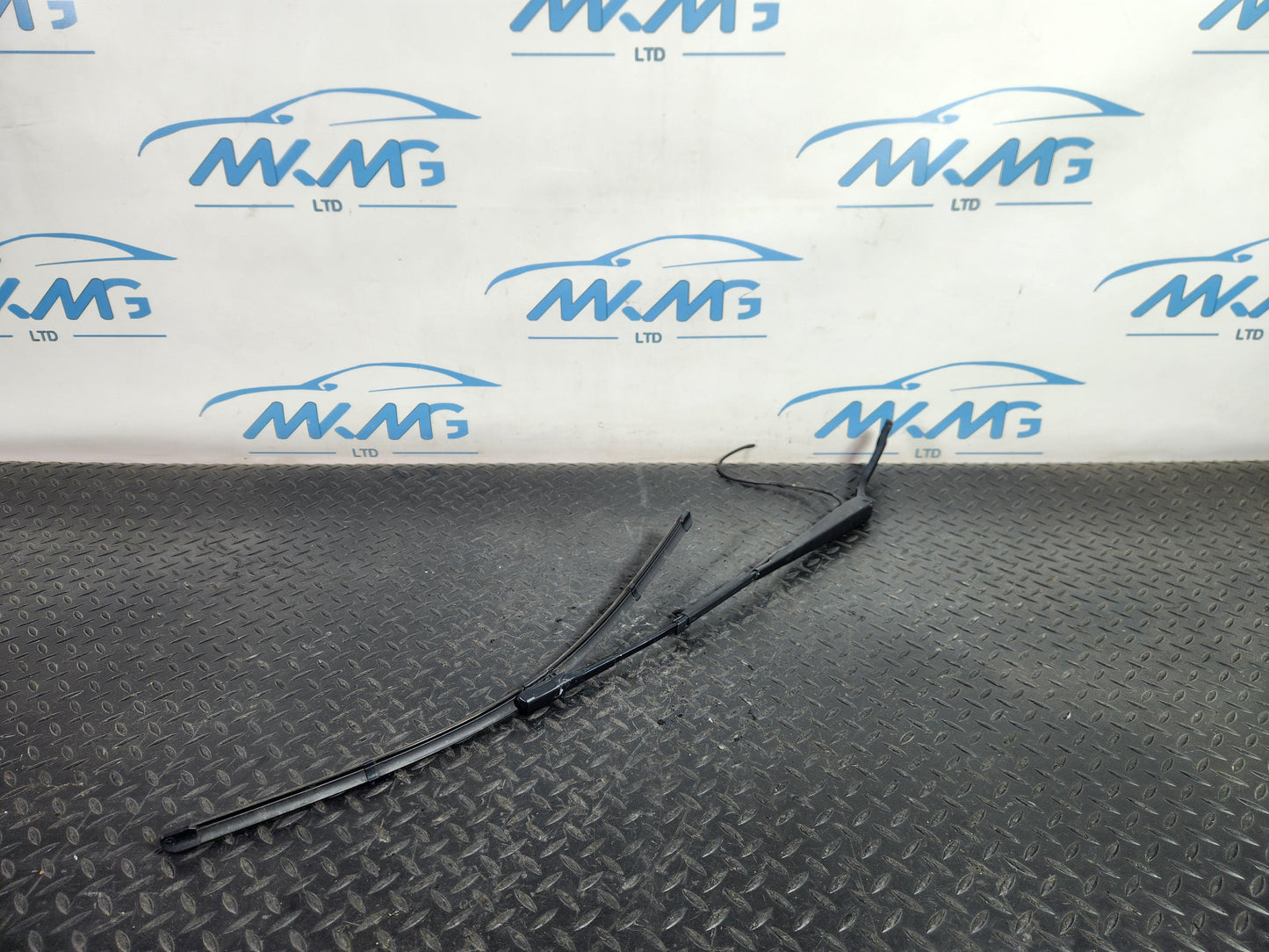Mercedes-Benz Sprinter W907 Standard Cargo Van Front Left Wiper Arm A9108203500