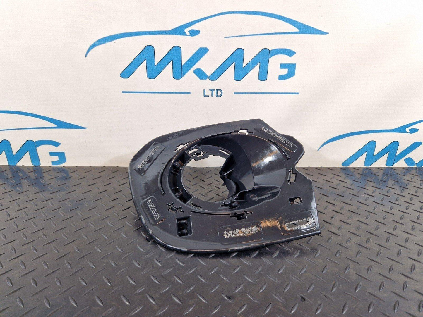 14-20 MERCEDES BENZ GLA X156 GENUINE OEM FRONT LEFT BUMPER BRACKET A1568855300