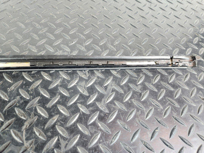 11-19 MERCEDES BENZ ML W166 GENUINE RIGHT O/S FRONT WINDSHIELD TRIM A1666901280