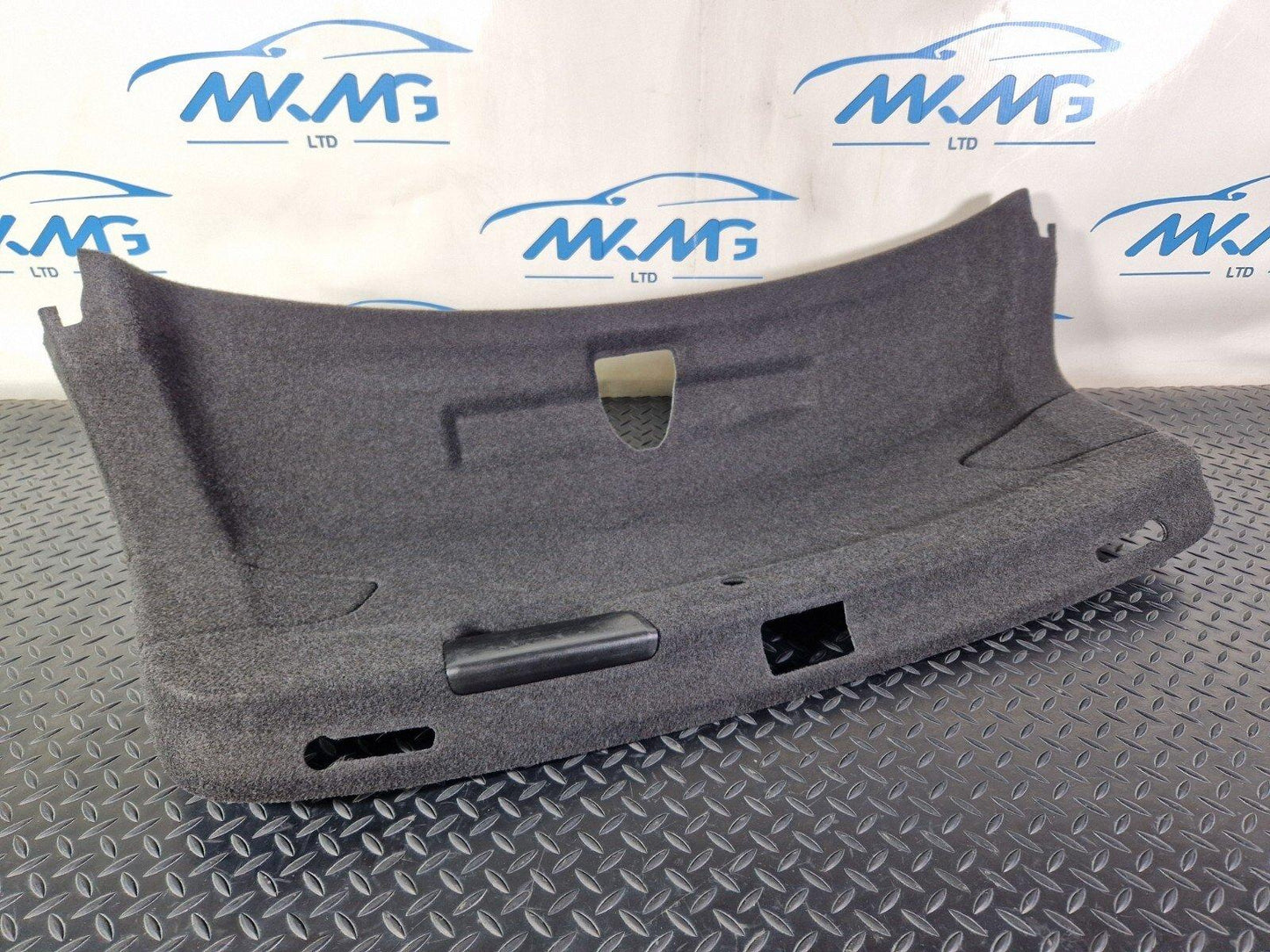 16-19 AUDI A4 B9 GENUINE BOOTLID TAILGATE TRIM PANEL 8W5867975