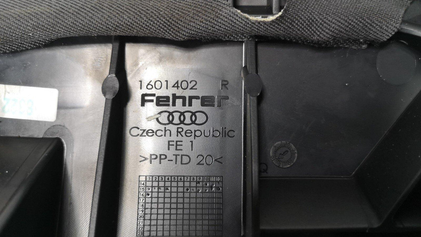 16-19 AUDI A4 B9 S-LINE SALOON GENUINE REAR RIGHT DRIVER SIDE BOLSTER 8W0885704