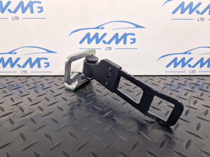 14-20 MERCEDES BENZ GLA X156 REAR SEAT LOCK STRIKER BRACKET A1569208200