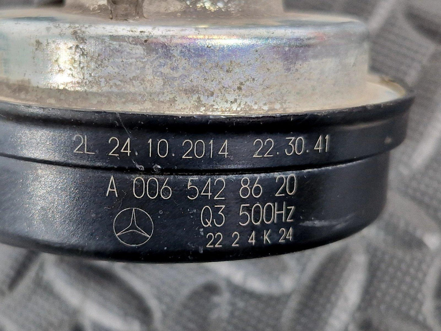 12-18 MERCEDES BENZ W176 ALARM SIREN HORN SIGNAL A0065428620