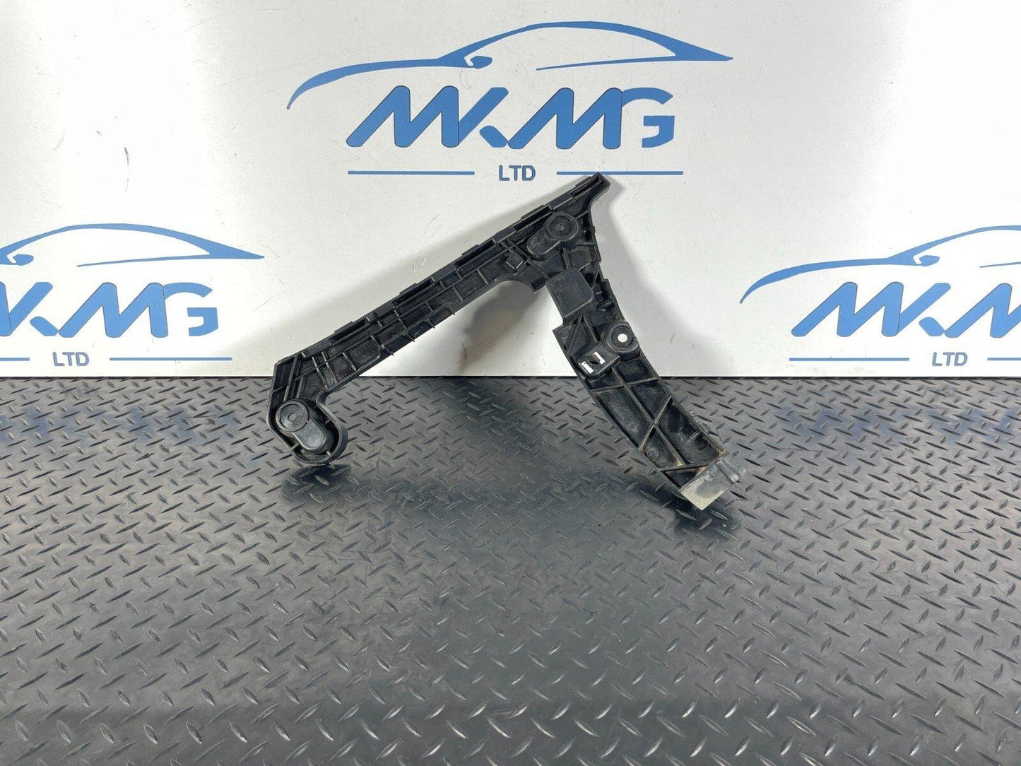 16-19 AUDI A4 B9 AVANT ULTRA GENUINE REAR LEFT N/S BUMPER BRACKET 8W9807453