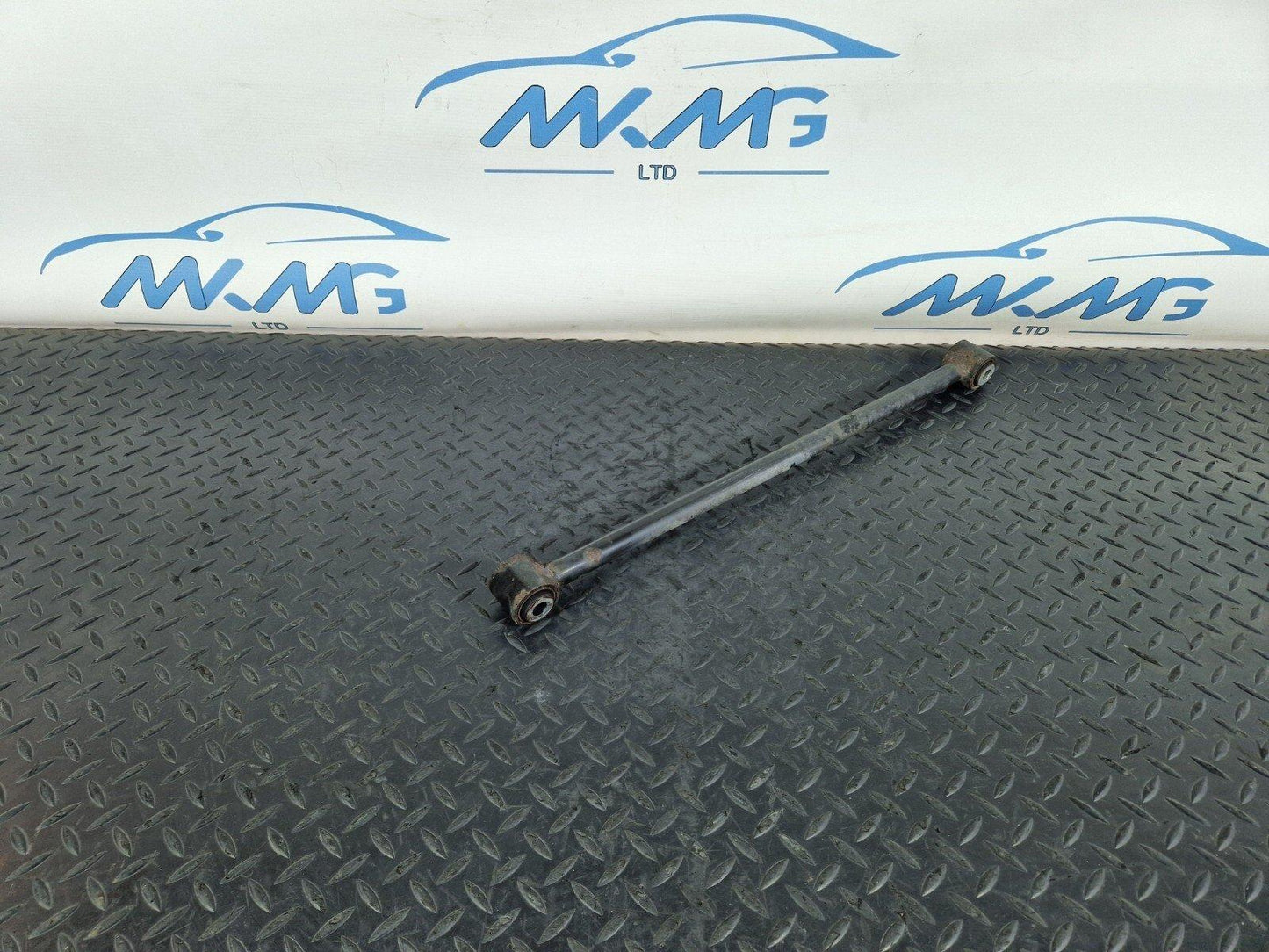 11-19 MERCEDES BENZ ML W166 REAR LEFT & RIGHT CONTROL ARM