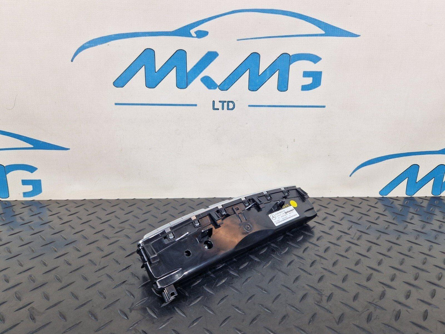 14-21 MERCEDES-BENZ C-CLASS C250D W205 CLIMATE HEATER CONTROL PANEL A2059058105