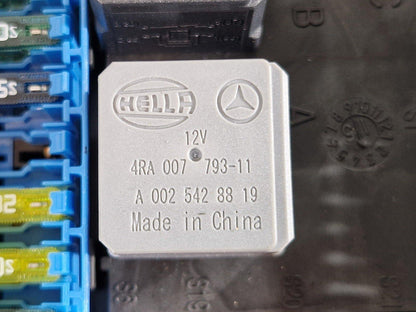 11-19 MERCEDES BENZ ML W166 FUSE BOX DISTRIBUTION CONTROL MODULE A1665460143