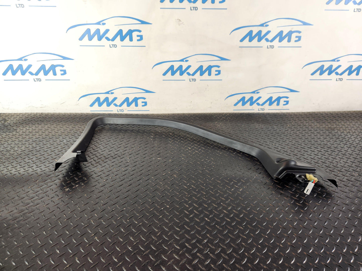 12-18 Land Rover Range Rover Evoque L538 Front Left Door Moulding BJ3220905A