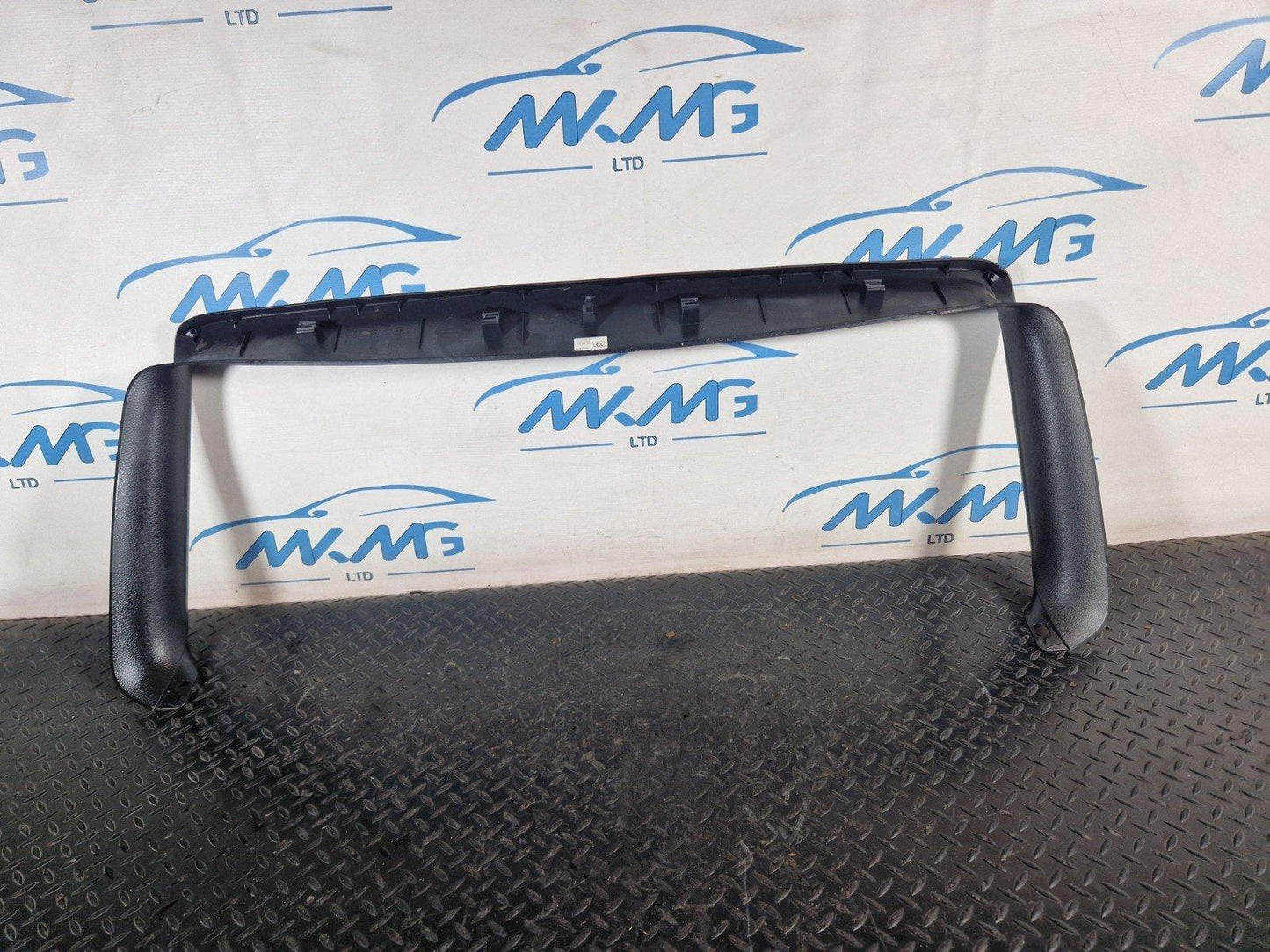 10-18 VW TOUAREG 7P GENUINE UPPER BOOT LID TRIM 7P6867603