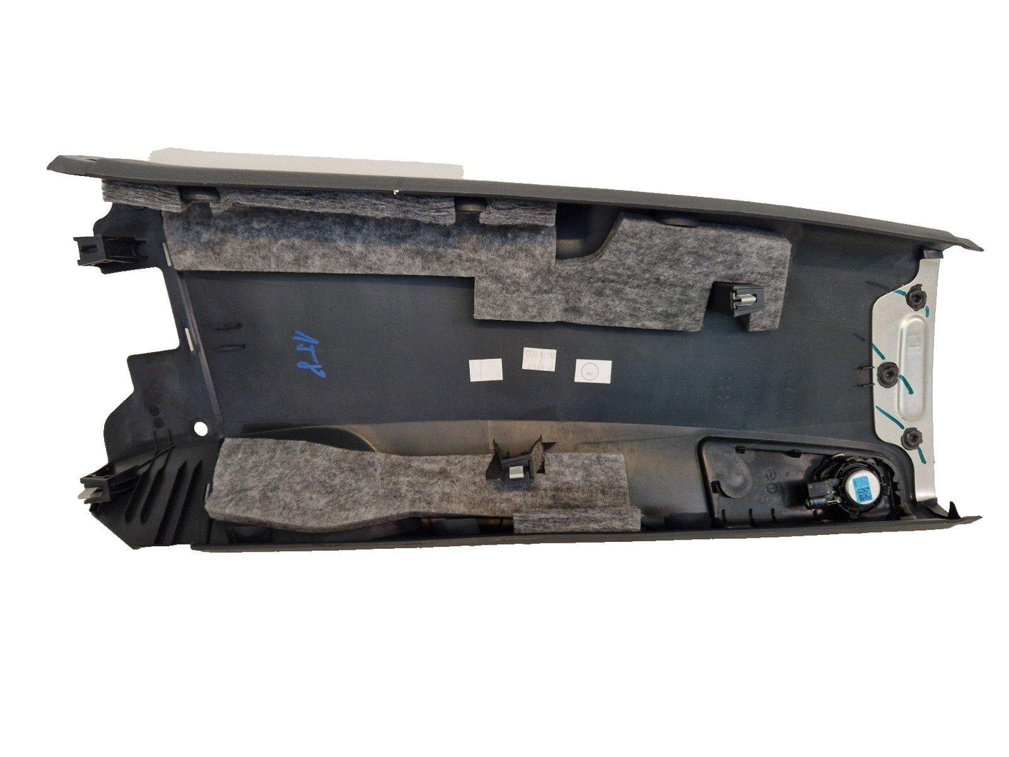 16-20 AUDI Q7 4M GENUINE LEFT N/S  B-PILAR TRIM COVER IN BLACK 4M0867239D