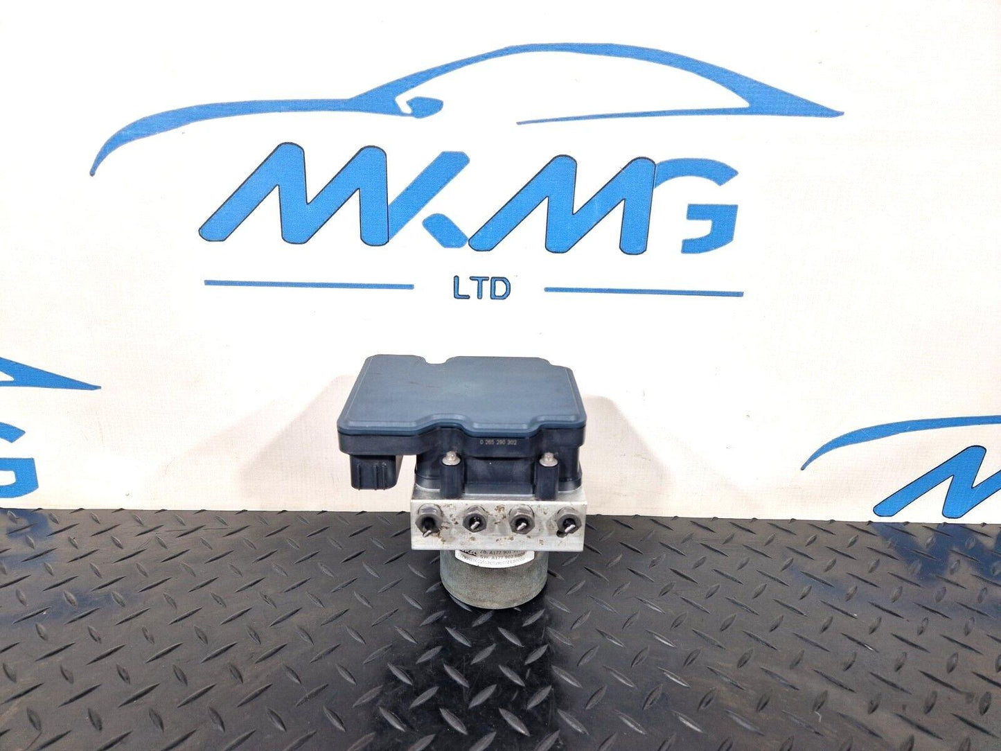 18-ON MERCEDES BENZ A CLASS W177 GENUINE ABS PUMP MODULE A1779002305