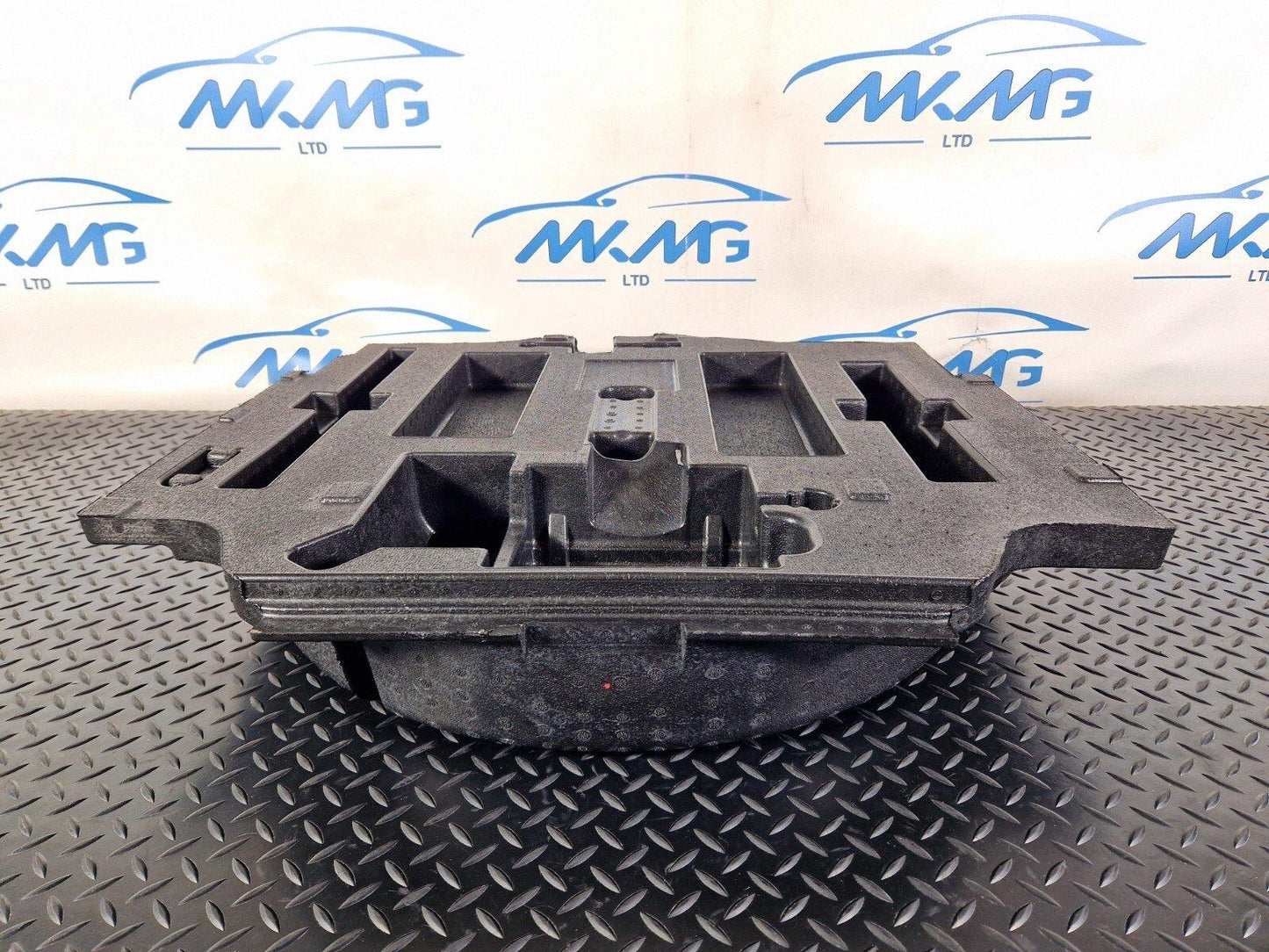 16-24 AUDI A5 F5 OEM GENUINE TOOL BOX 8W7863091A