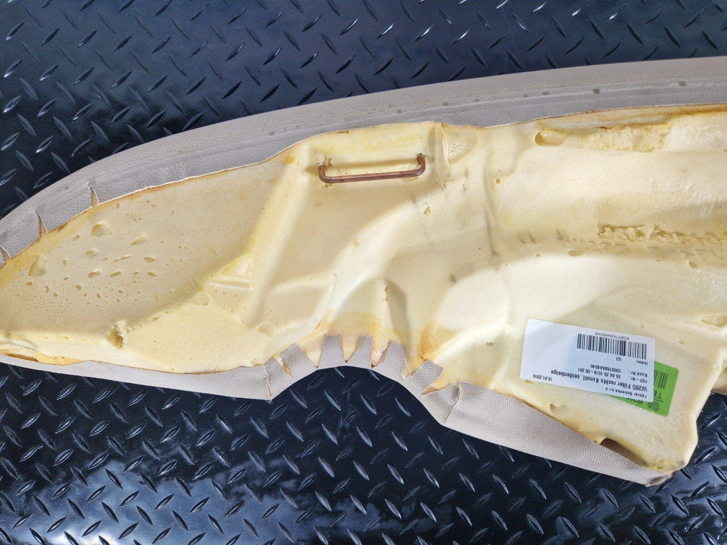 14-21 MERCEDES BENZ C350e W205 REAR RIGHT DRIVER SIDE LEATHER BOLSTER 5504251018