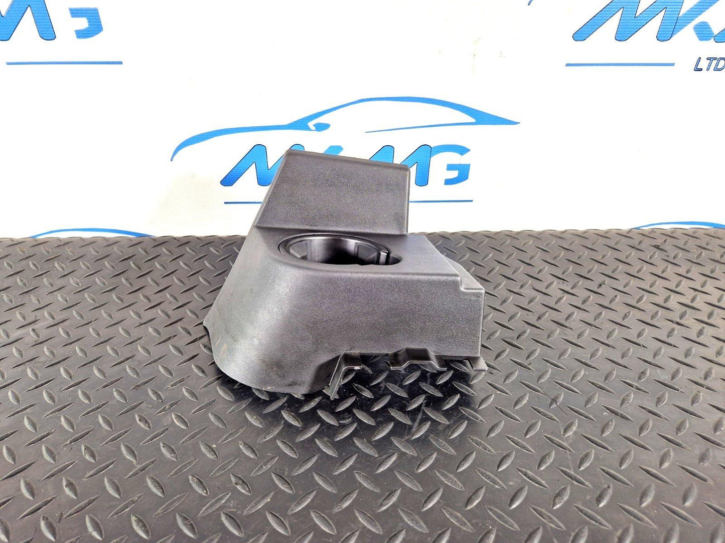 14-19 LAND ROVER L550 GENUINE O/S/R RIGHT SIDE REAR CUP HOLDER FK72674A36AB