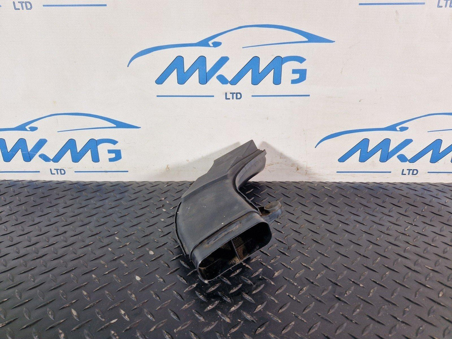 16-19 MERCEDES BENZ GLE W166 FRONT AIR DUCT FOAM RIGHT A2760902637