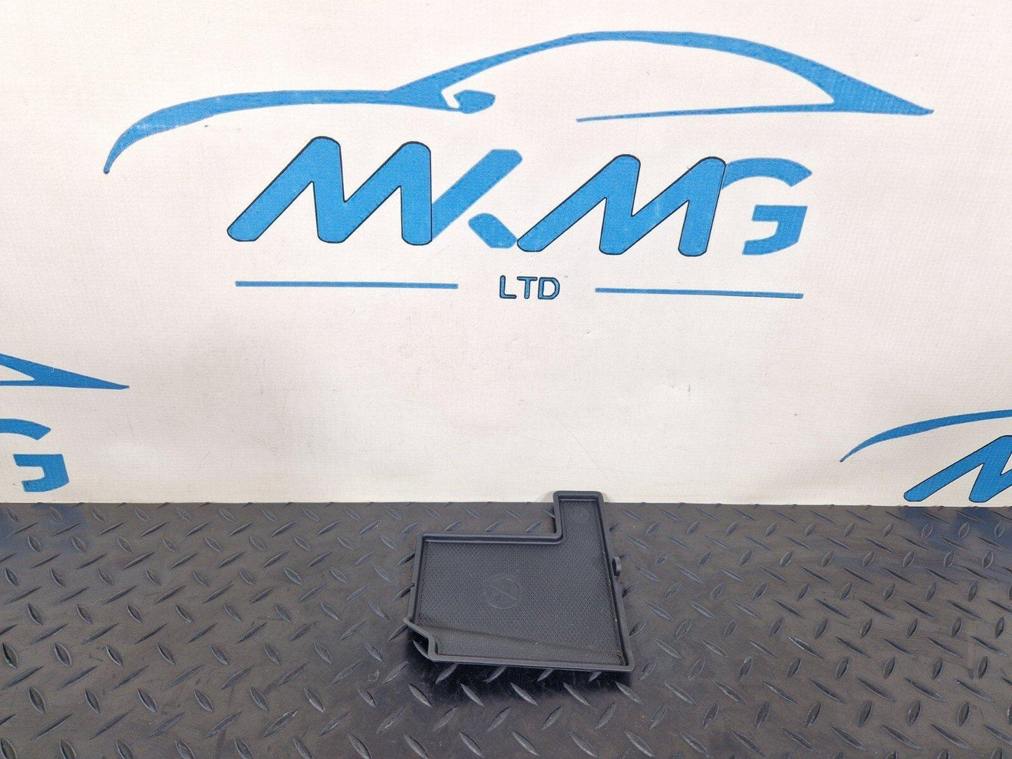 14-21 MERCEDES BENZ W205 NTERIOR STORAGE COMPARTMENT RUBBER INSERT A2136890000