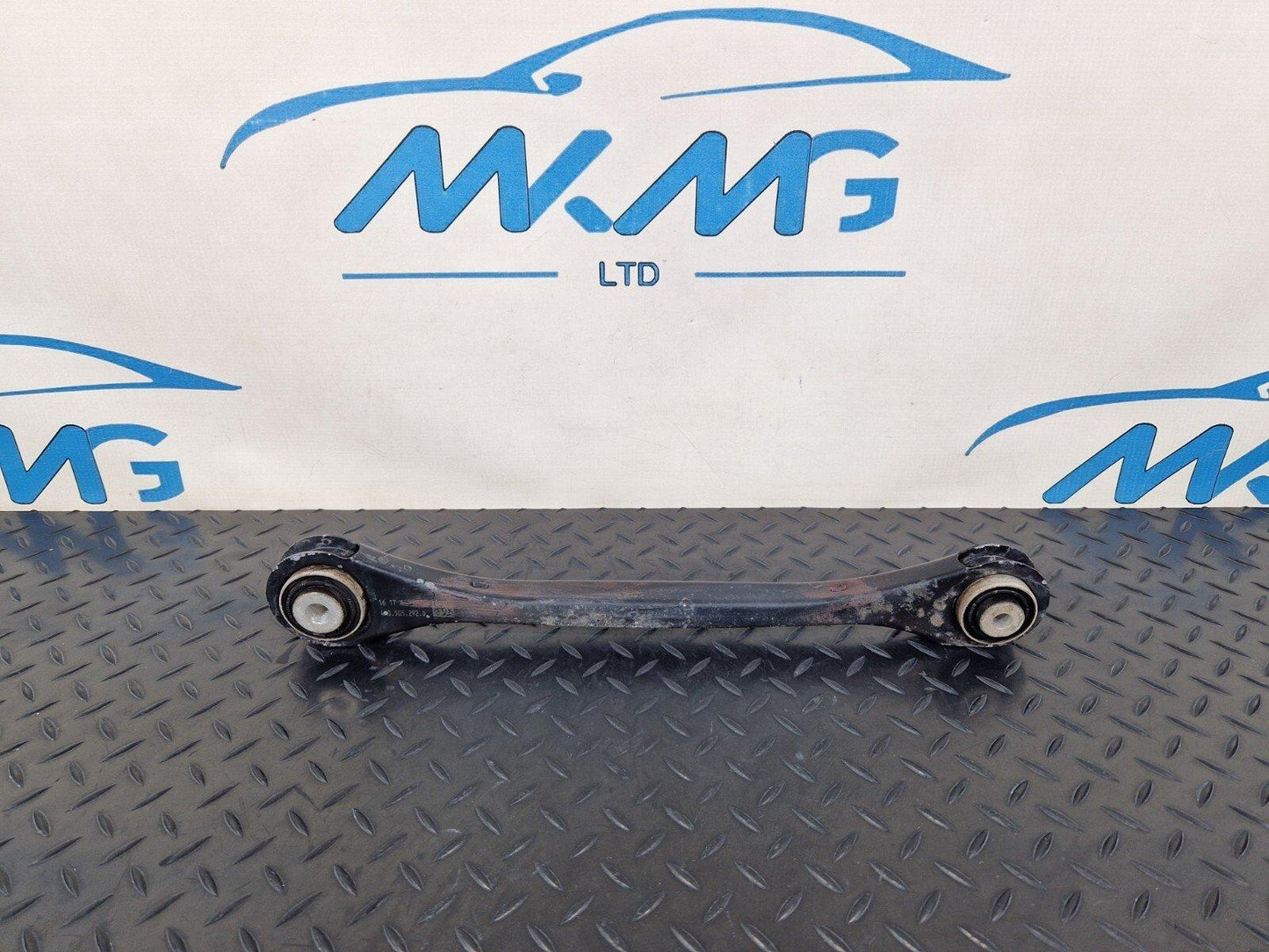 16-19 AUDI A4 B9 GENUINE OEM REAR RIGHT O/S LOWER CONTROL ARM 4M0505292D