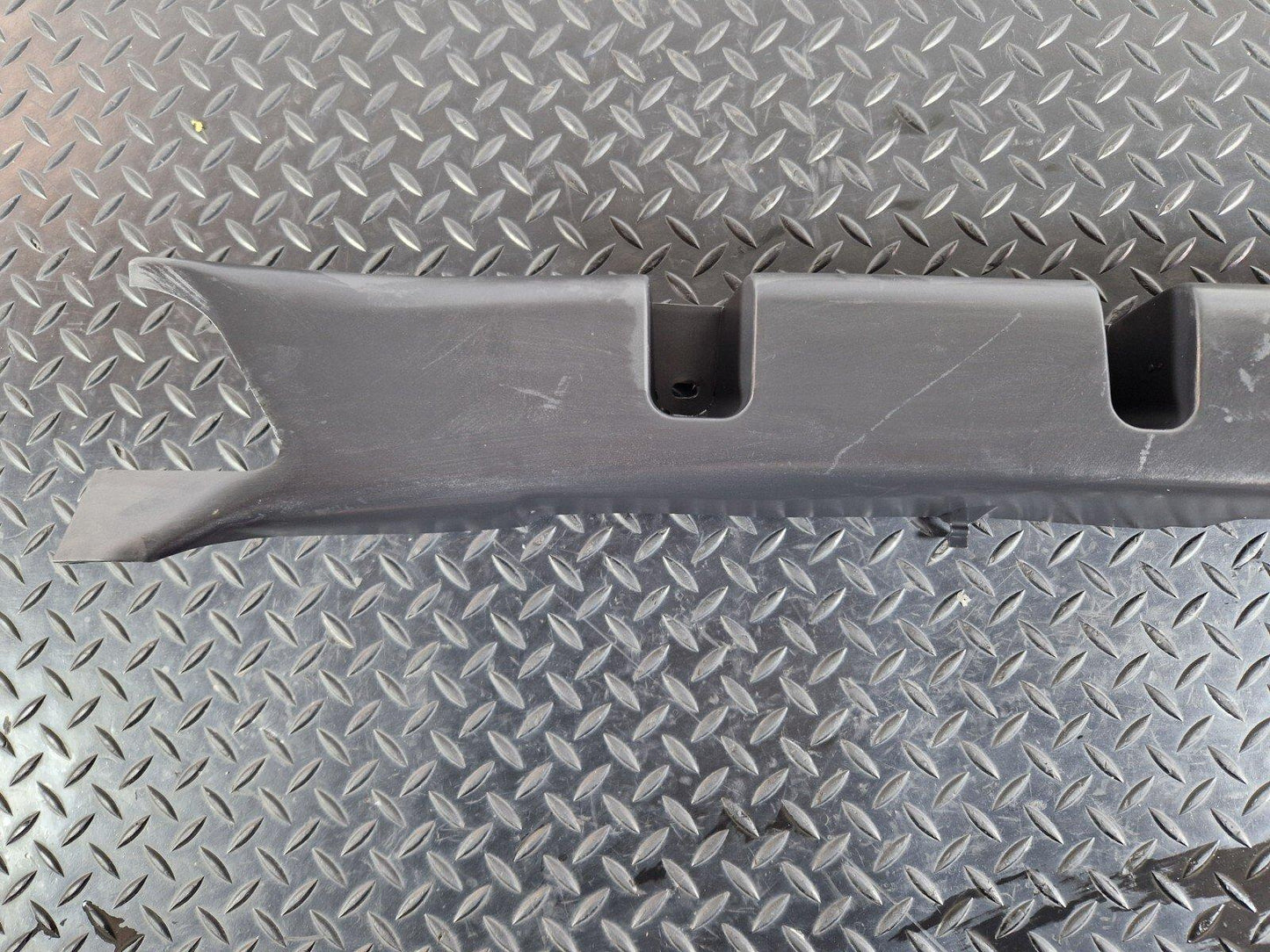 06-17 MERCEDES BENZ SPRINTER W906 OEM CABLE DUCT GUIDE BRACKET A9078211200