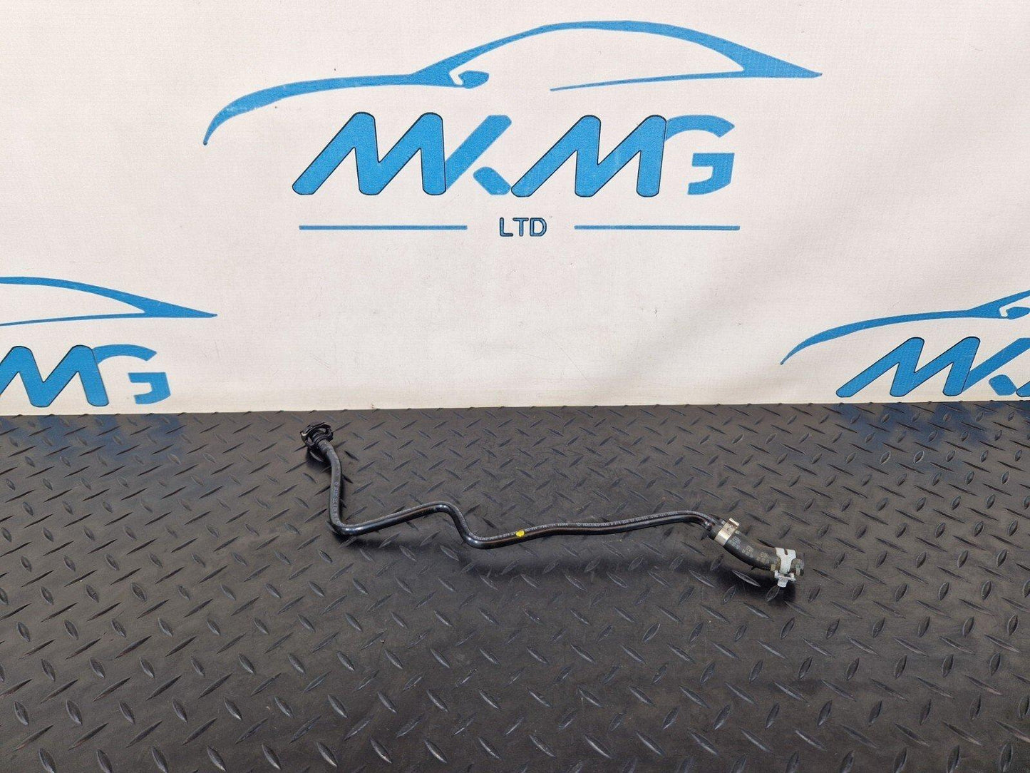 14-21 MERCEDES BENZ W205 ENGINE WATER COOLANT HOSE PIPE LINE  A2742000782