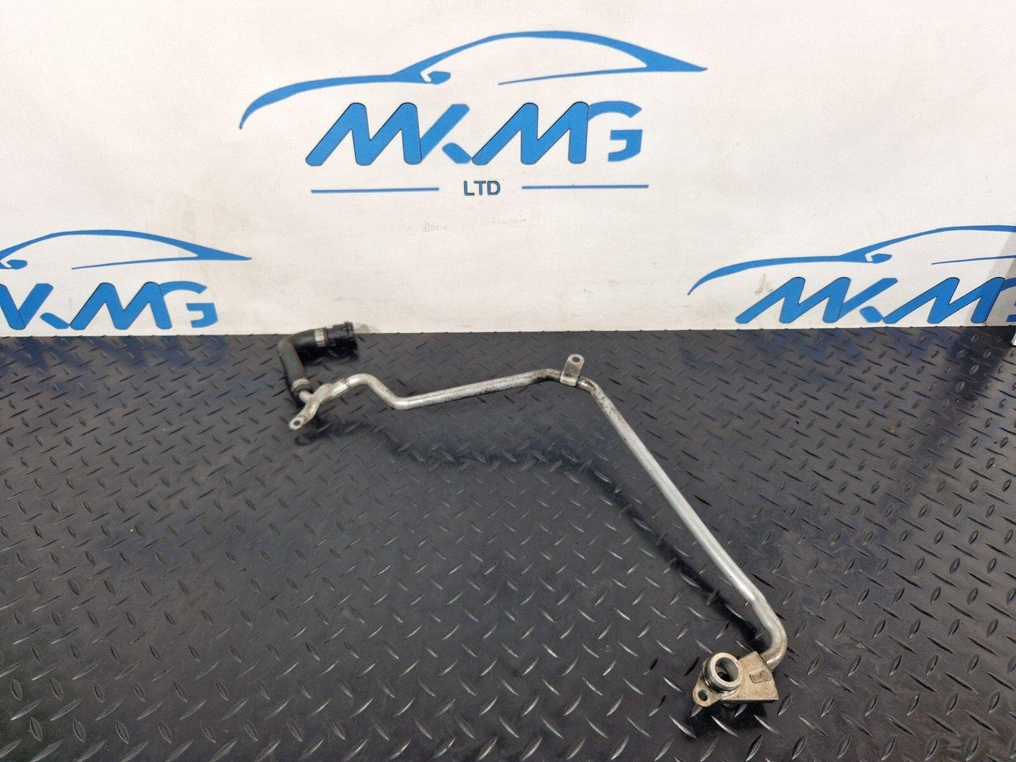 12-18 BMW 3 SERIES F30 F31 TURBOCHARGER COOLANT FEED LINE FLOW PIPE 8516591
