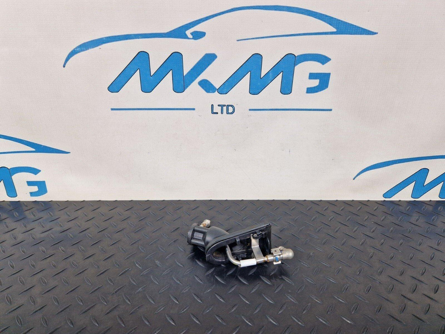 14-21 MERCEDES BENZ C200 W205  AIBAG PRESSURE PIPE HOSE A2058303705