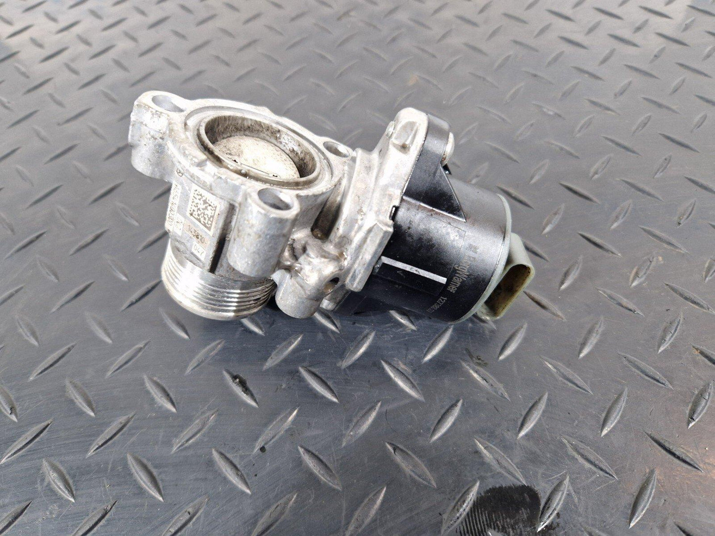 19-ON MERCEDES BENZ B CLASS W247 OM654 ENGINE DIESEL EGR VALVE  A6541400300