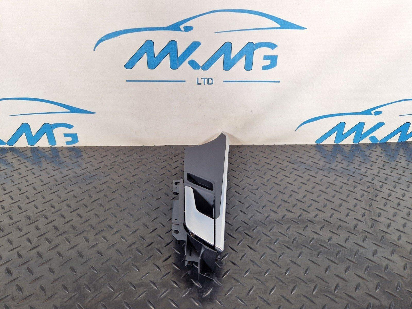 AUDI A4 A5 F5 B9 INTERIOR DOOR HANDLE TRIM FRONT RIGHT DRIVER SIDE 8W0959522D