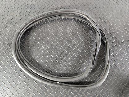 12-18 AUDI A6 C7 GENUINE REAR RIGHT OSR DOOR RUBBER / SEAL
