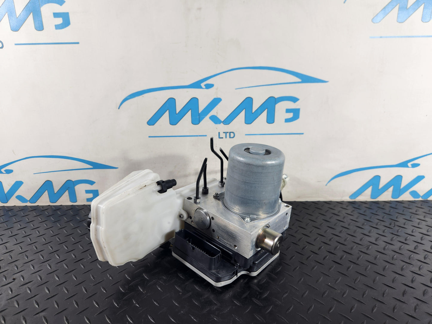 Land Rover Range Rover Evoque L551 ABS Brake Pump R8D2-2D522-AE