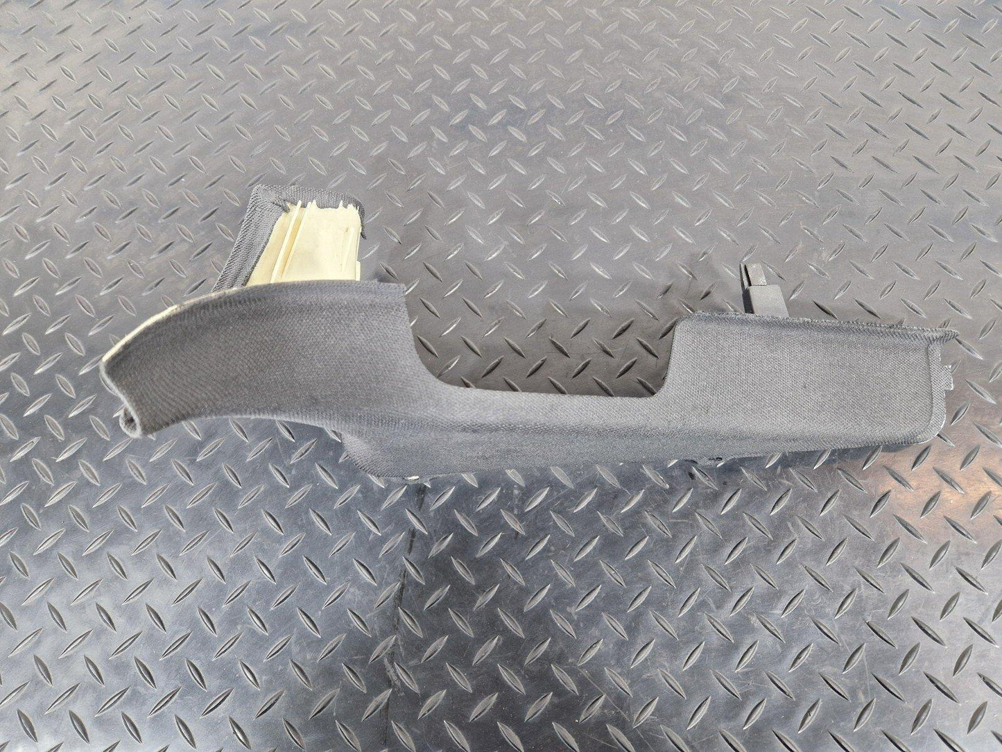 10-18 AUDI A7 4G S-LINE OEM RIGHT SIDE PILLAR TRIM 4G8867246