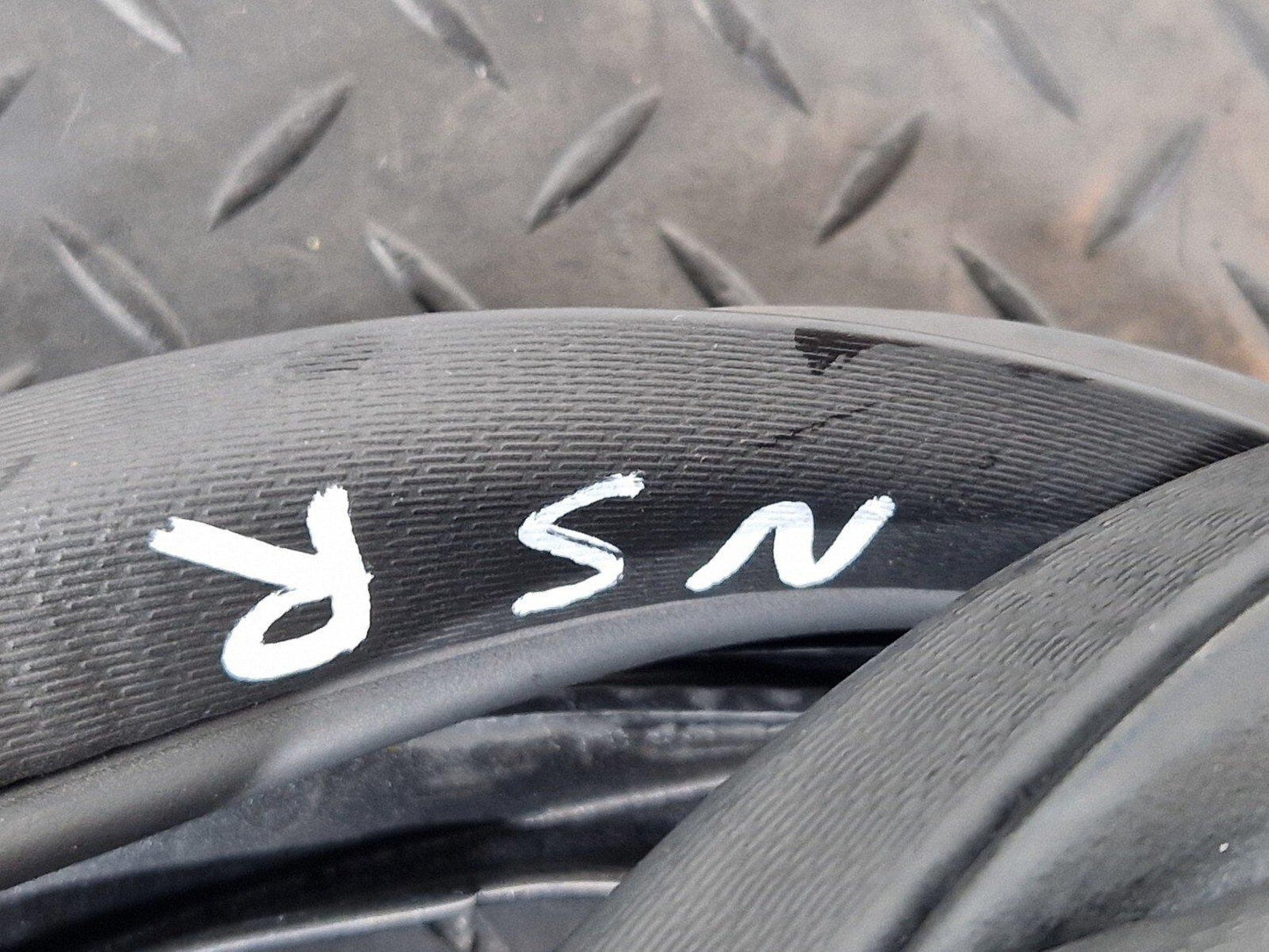 14-20 MERCEDES BENZ GLA X156 REAR DOOR RUBBER SEAL FITS LEFT & RIGHT A1566920176