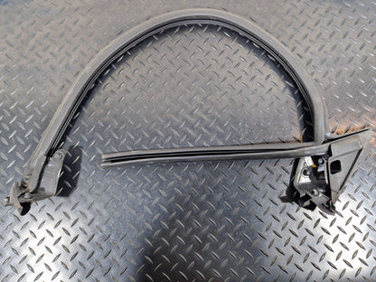 16-23 AUDI A5 F5 SPORTBACK FRONT RIGHT DOOR WINDOW APERTURE INNER SEAL 8W8837480