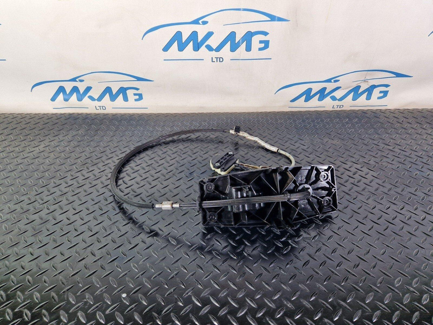 16-19 AUDI A4 B9 GENUINE OEM GEAR EMERGENCY RELEASE MODULE LINKAGE 8W0713052N