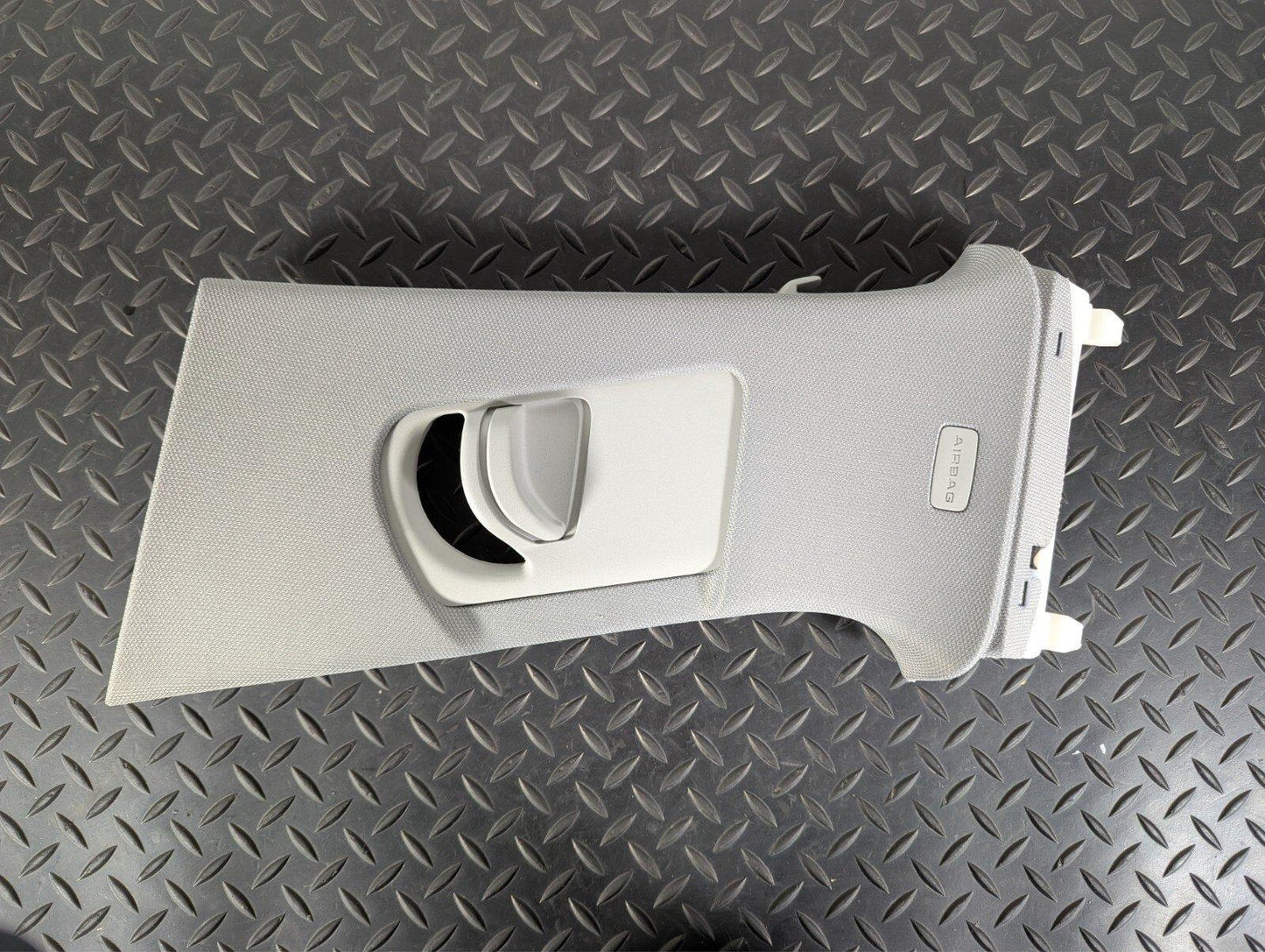 16-19 AUDI A4 B9 OEM LEFT PASSENGER SIDE B-PILLAR TRIM COVER 8W0867243E