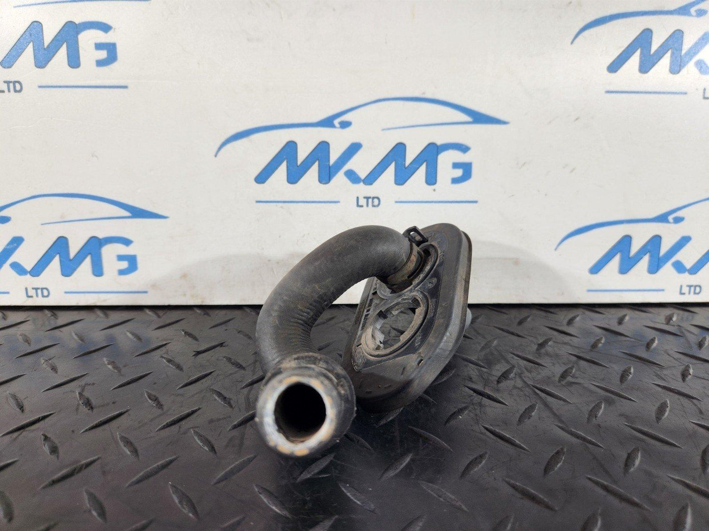 16-19 AUDI A4 B9 GENUINE OEM AIR CON HEATER COOLANT HOSES & GROMMET 8W0122291AH