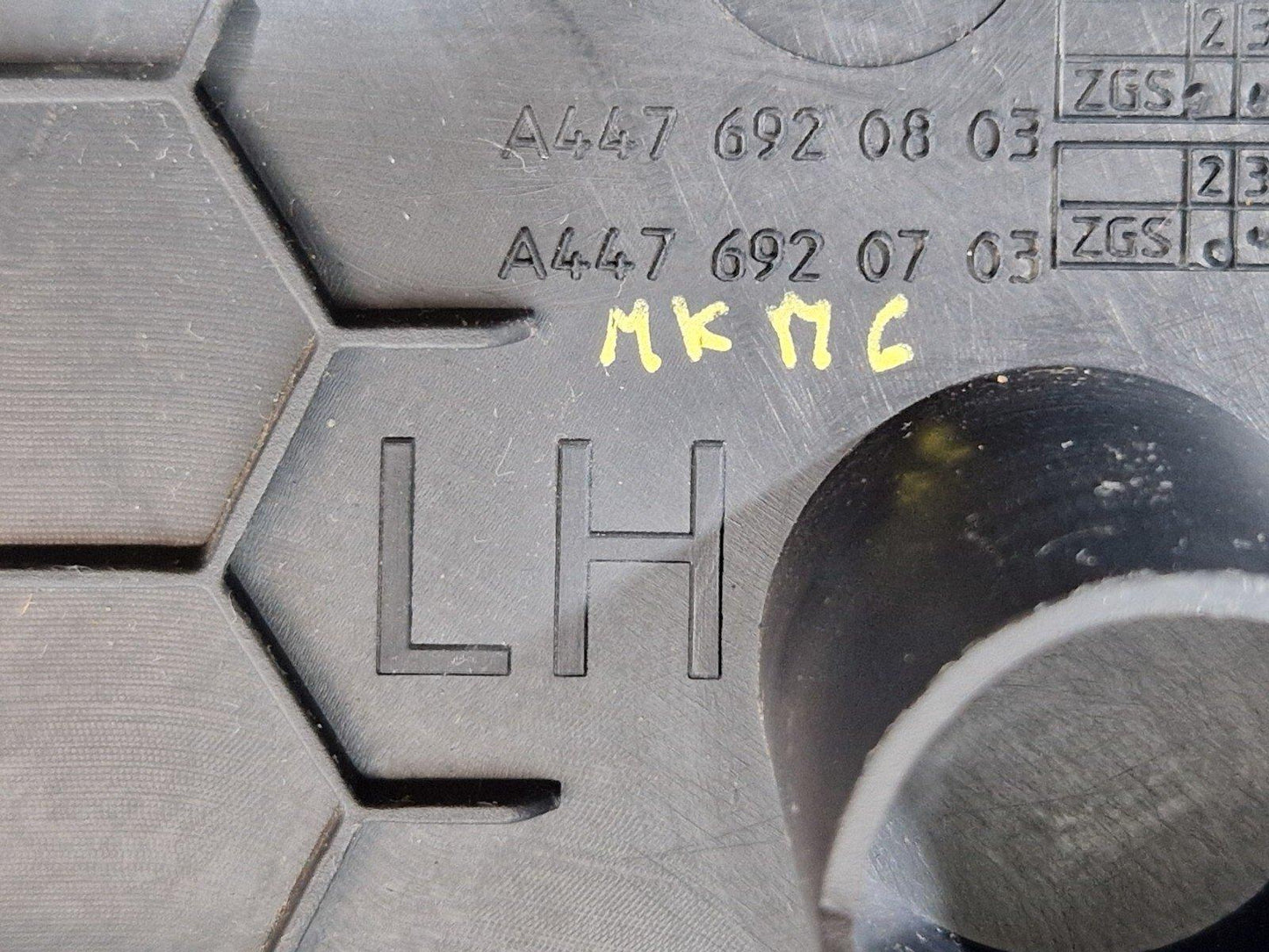 14-23 MERCEDES BENZ VITO W447 LOWER LEFT N/S B-PILLAR TRIM COVER  A4476920803