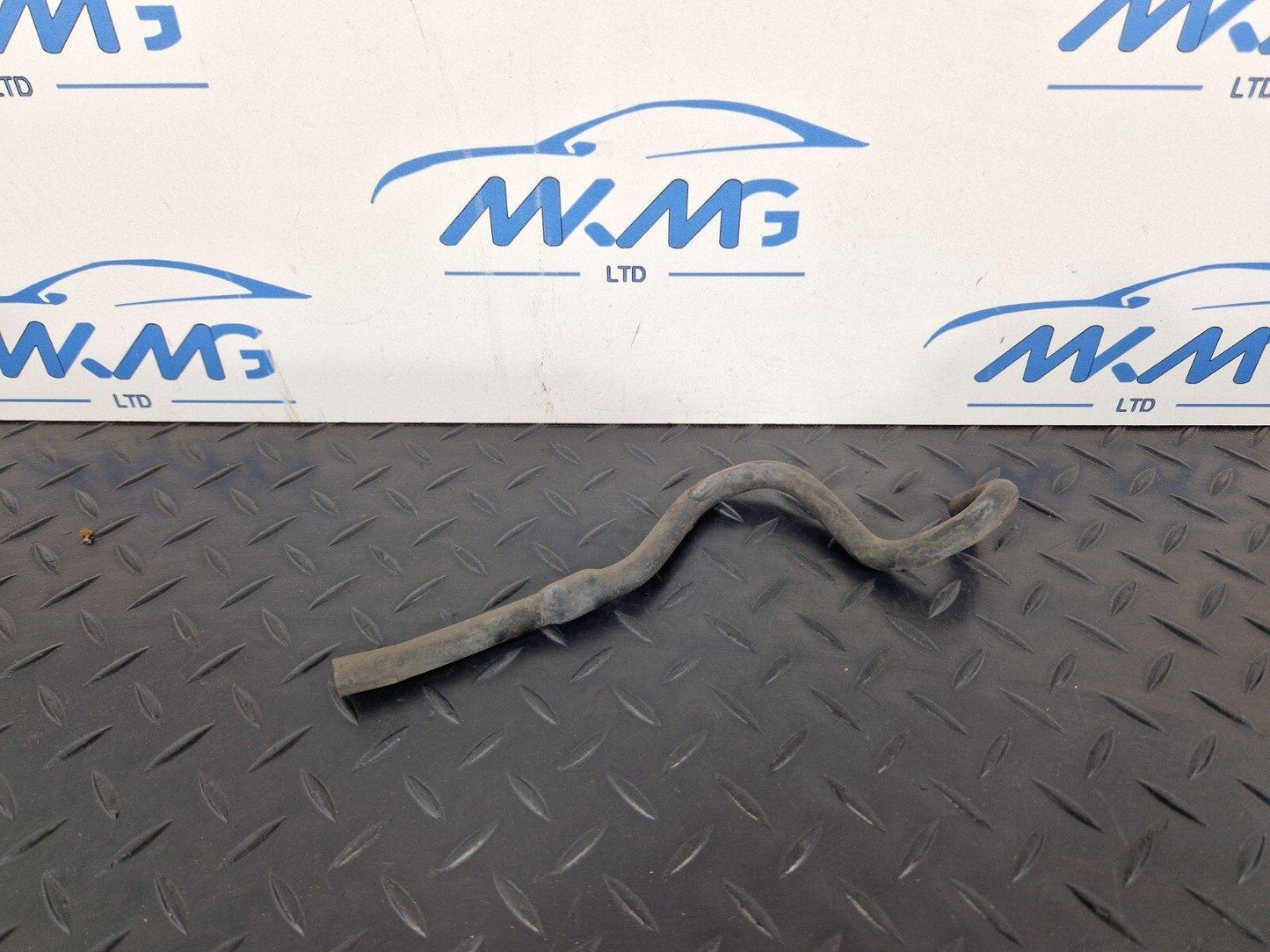 10-18 AUDI A7 4G S-LINE FRONT RIGHT HEADLIGHT VENT HOSE 4G8941718B