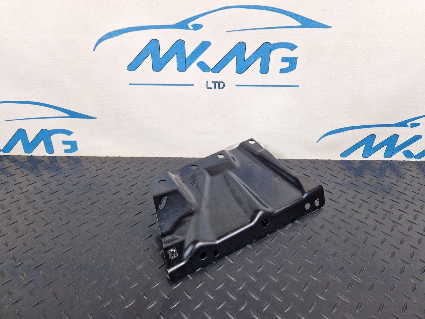 16-24 AUDI A5 F5 CONVERTIBLE GENUINE REAR SEAT BELT COVER 8W7857566