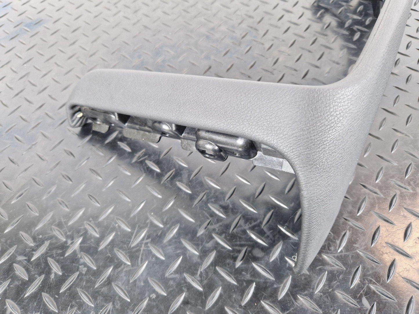 16-22 BMW X1 F48 CENTER CONSOLE PANEL TRIM 9335211