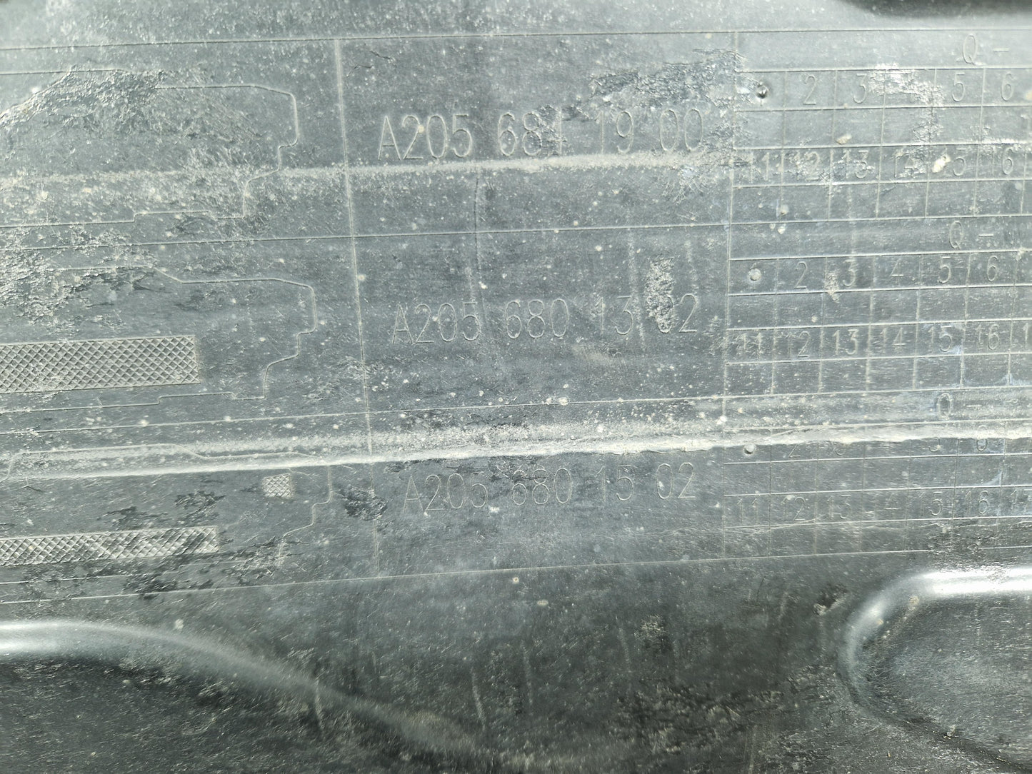 MERCEDES C CLASS W205 LEFT SIDE UNDERBODY COVER UNDERTRAY SHIELD A2056841900