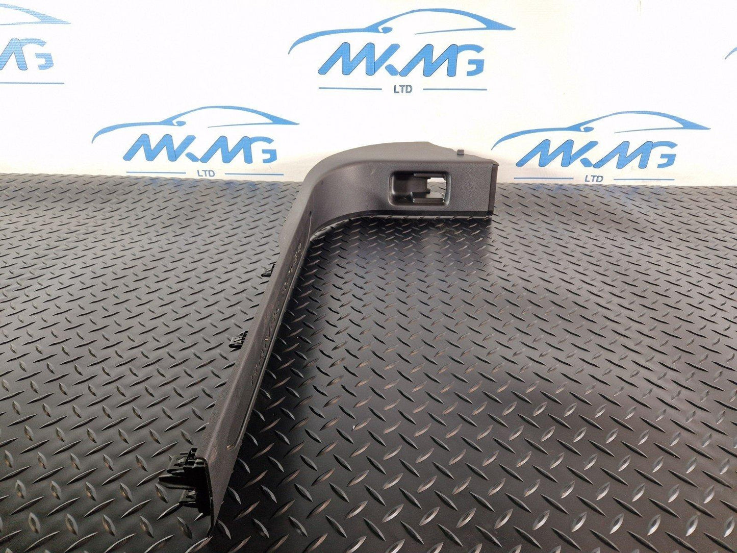 19-ON RANGE ROVER EVOQUE L551 RIGHT O/S SIDE A PILLAR STEP TRIM K8D202348AE