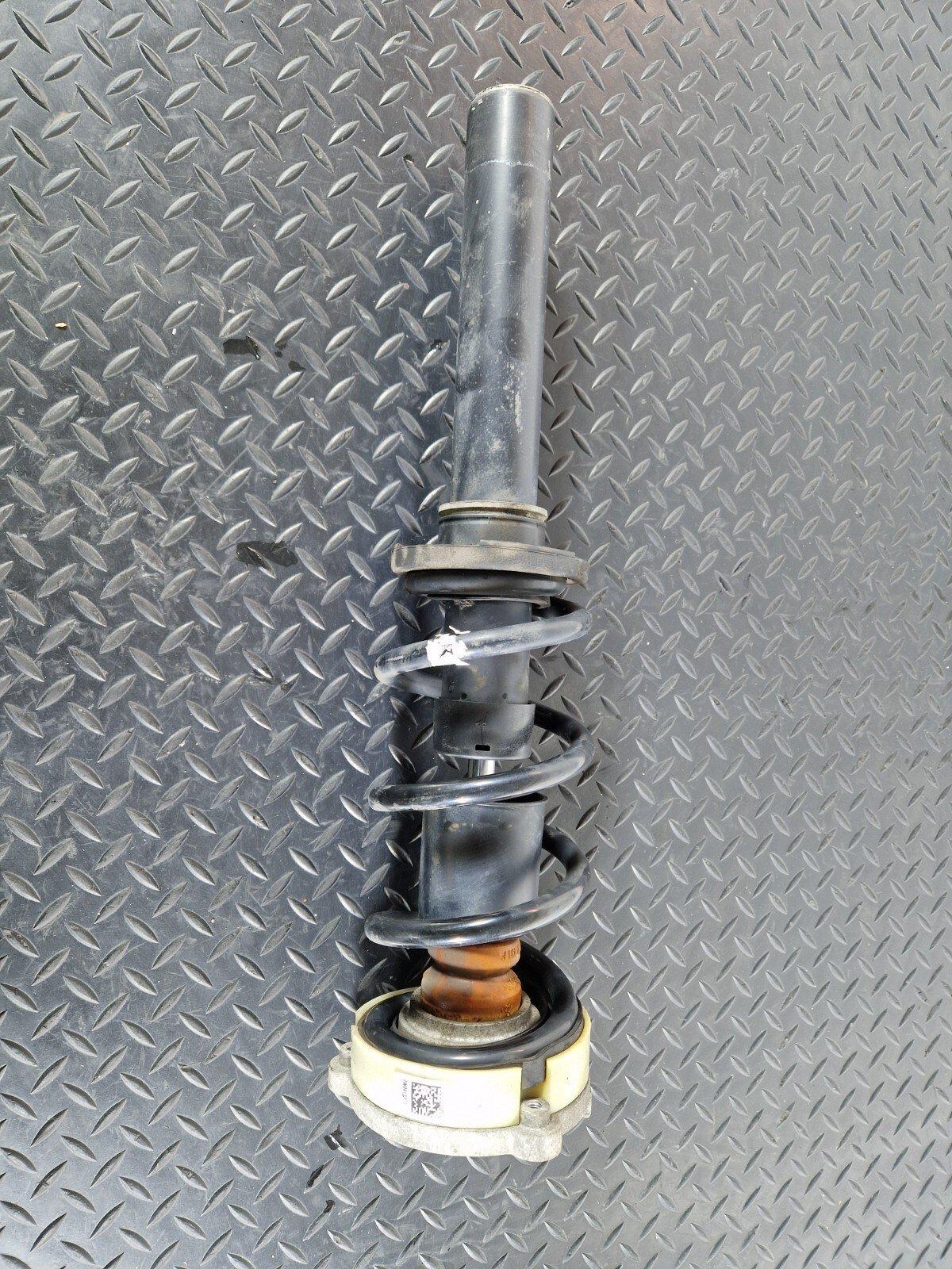 16-19 AUDI A4 B9 FRONT STRUT SHOCK ABSORBER FITS BOTH SIDES 8W0413031BB