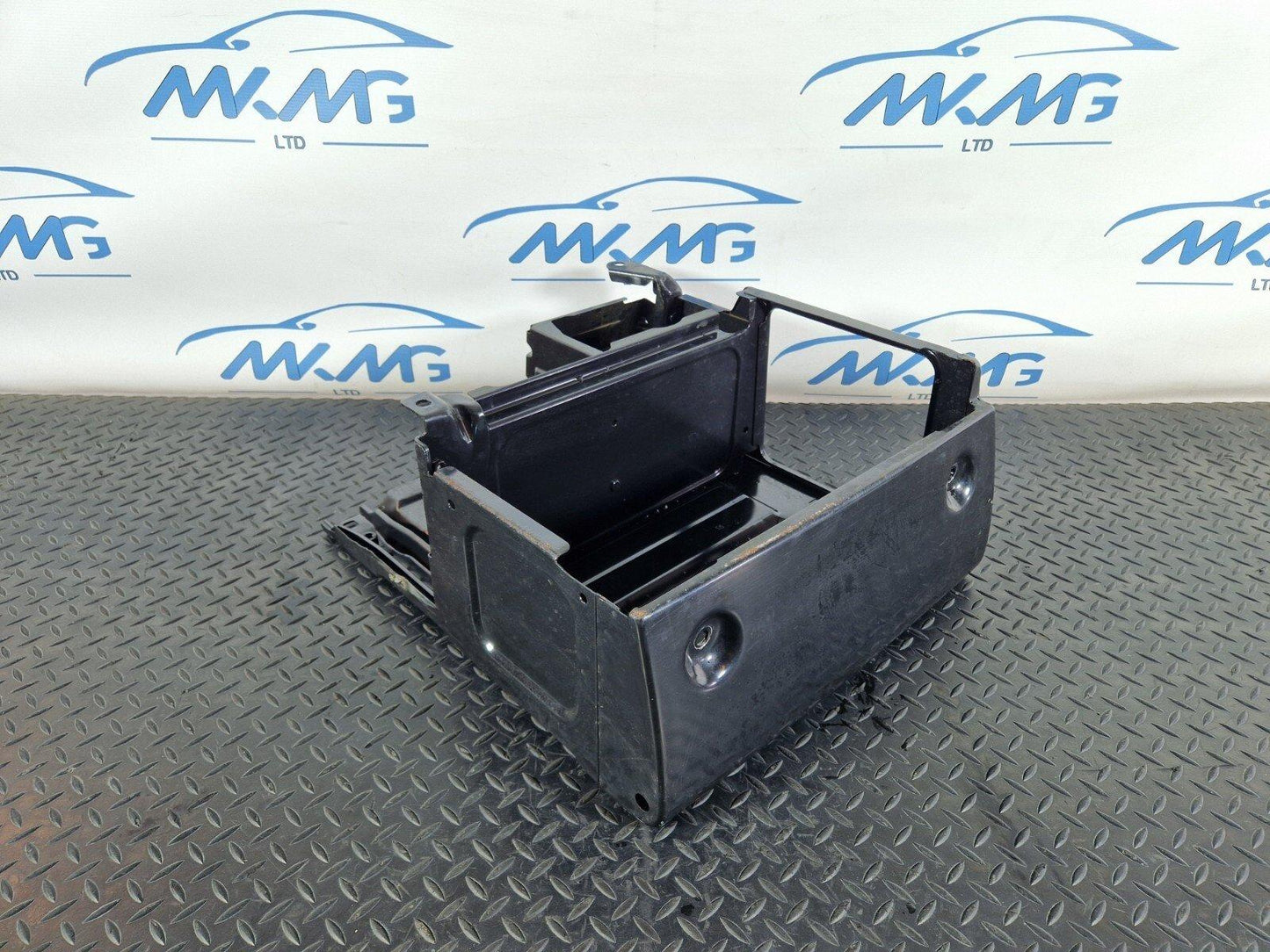14-23 MERCEDES BENZ VITO W447 OEM RIGHT SEAT BASE CONSOLE A4479104800